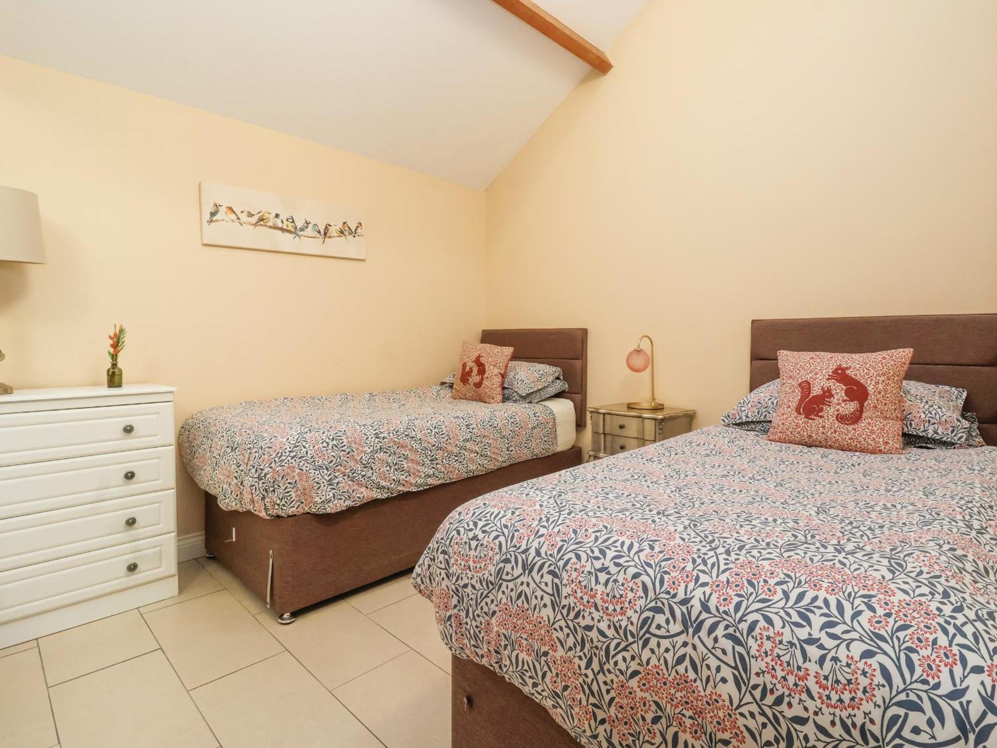 The Stables Villa Driffield Екстериор снимка